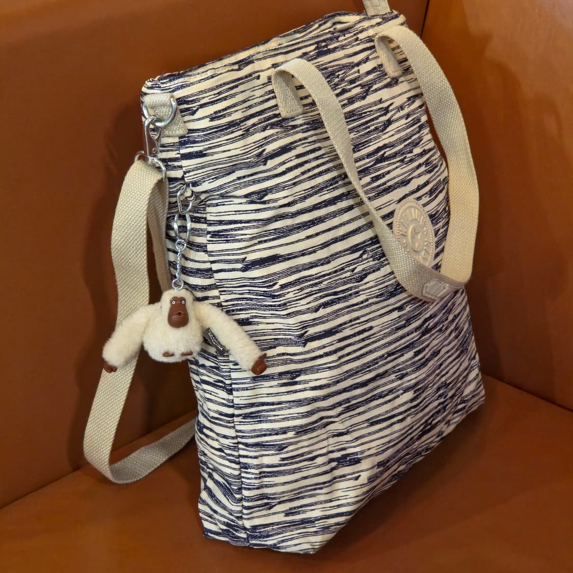 키플링 스트라이프 숄더 토트백 상품이미지4