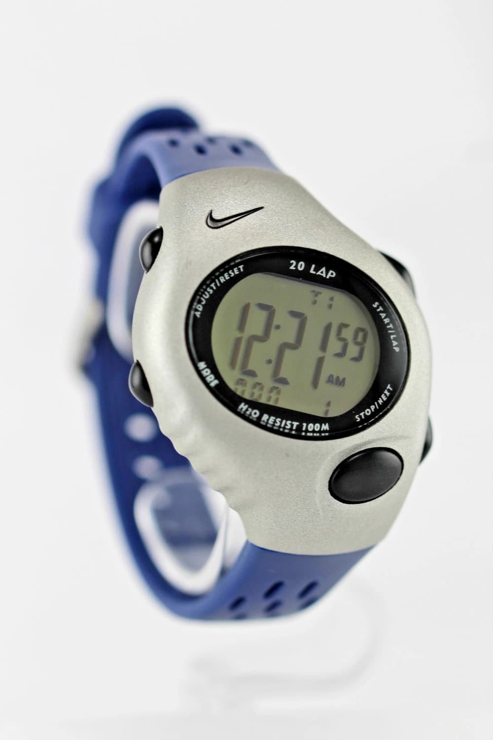 나이키 트라이액스 20 레귤러 시계 상품이미지1