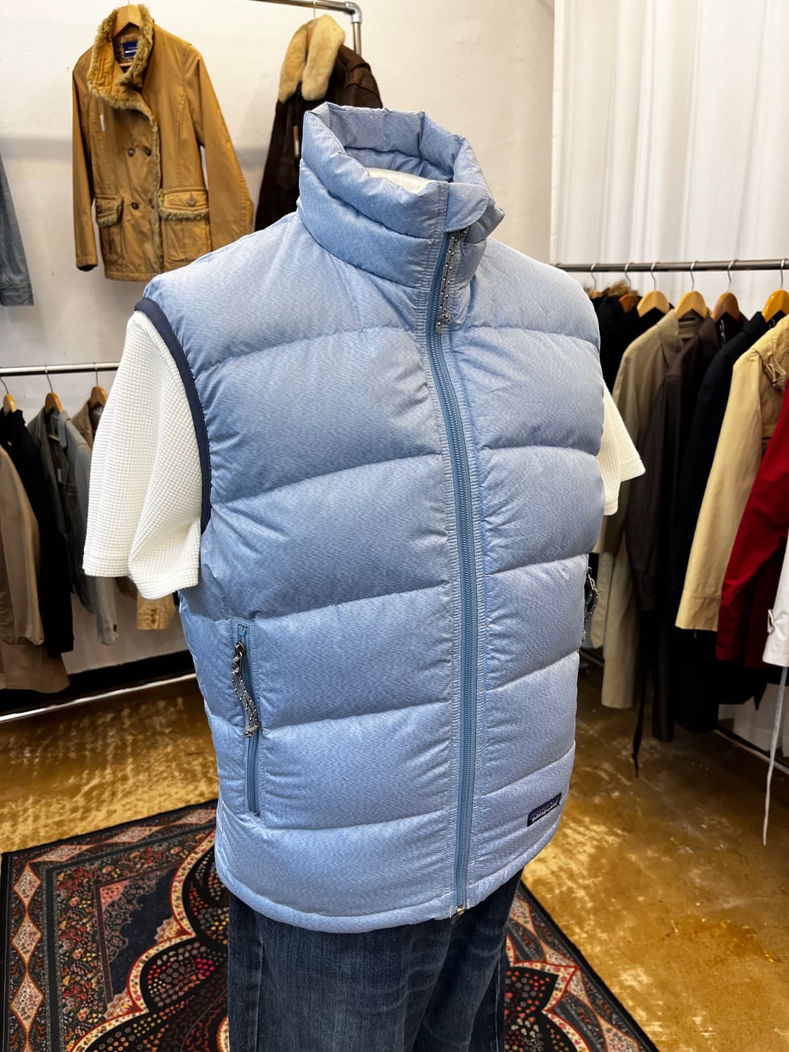 파타고니아 구스다운 푸퍼 베스트 스카이블루 상품이미지1