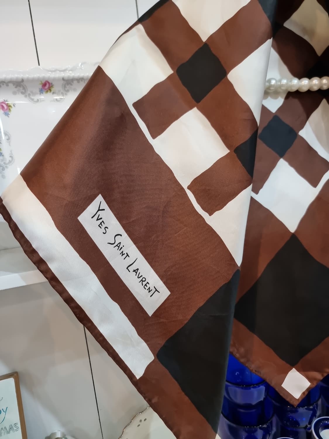 Yves Saint Laurent 입생로랑 빈티지 실크 스카프 상품이미지5