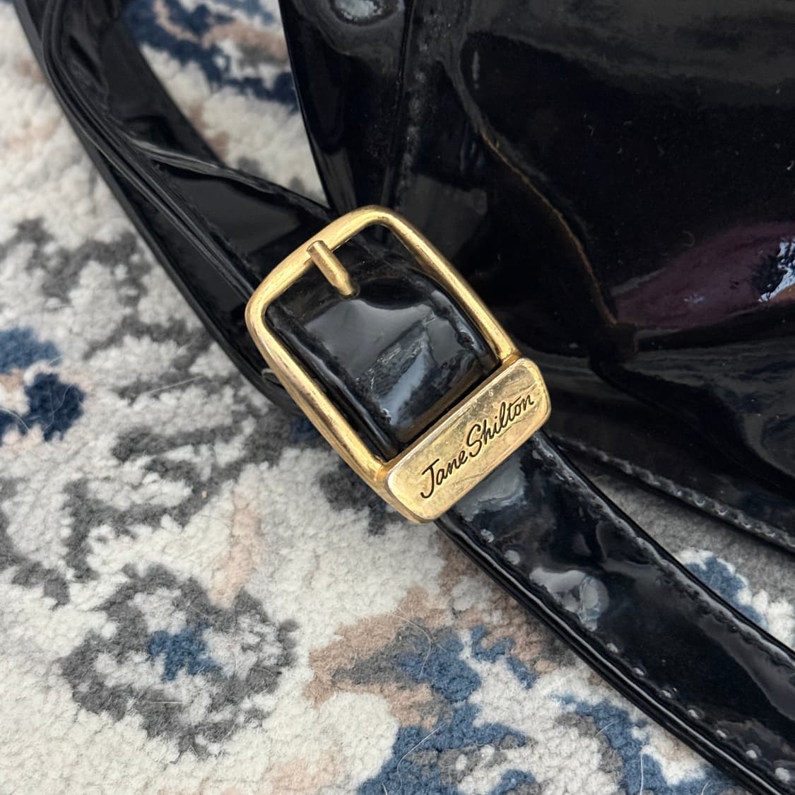 Jane Shilton 에나멜 숄더백 상품이미지3