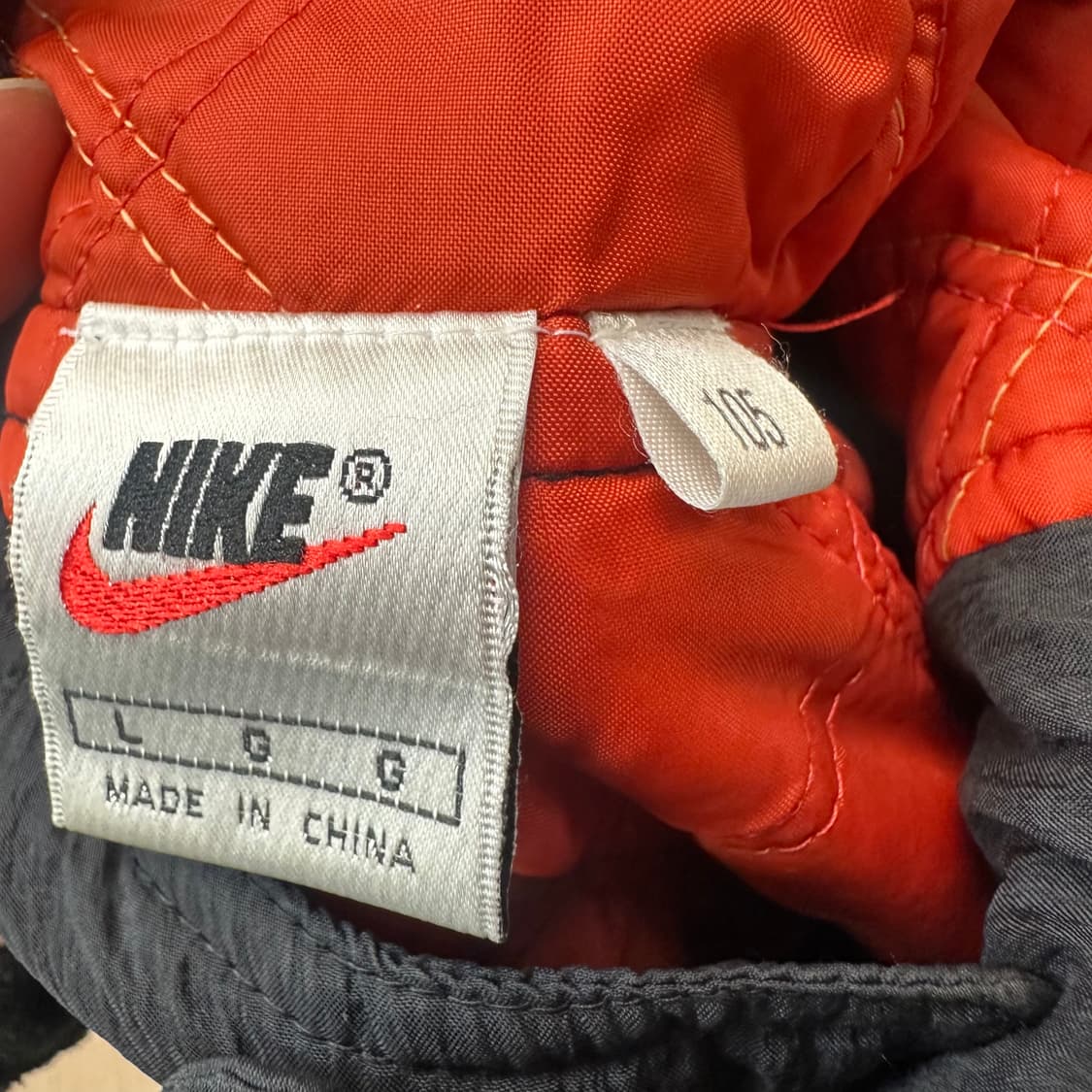 나이키 00s 블랙 스우시 빅로고돕바 105 상품이미지4