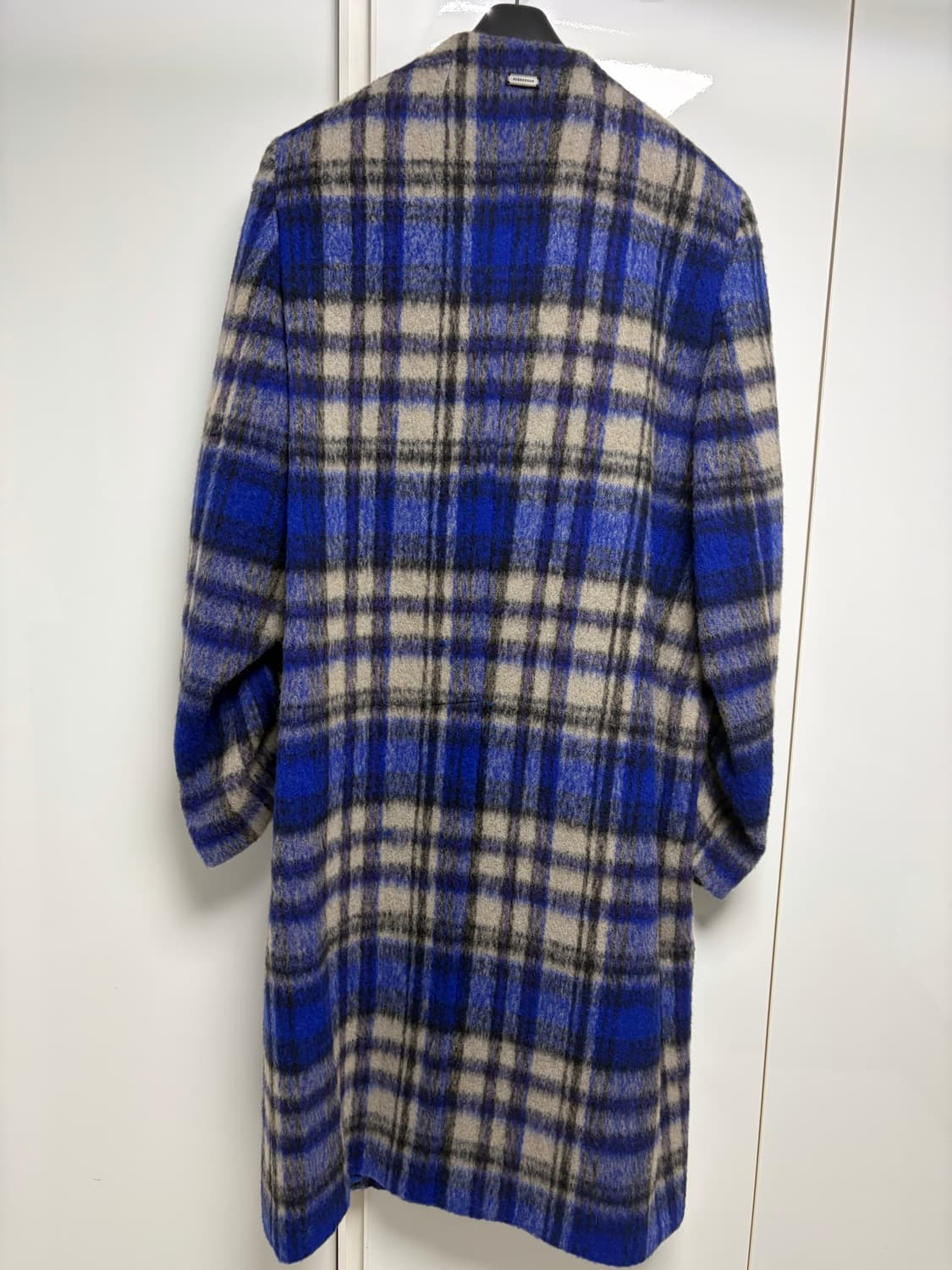 아더에러 페도 코트 블루체크 M사이즈 팝니다 상품이미지4