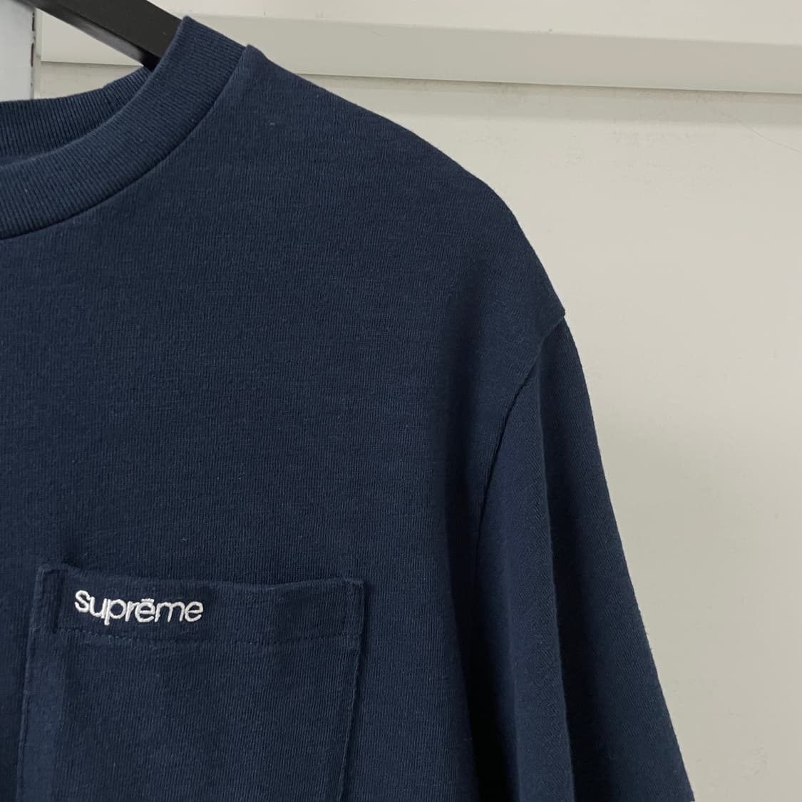 슈프림 포켓 반팔 티셔츠 네이비 S 상품이미지4