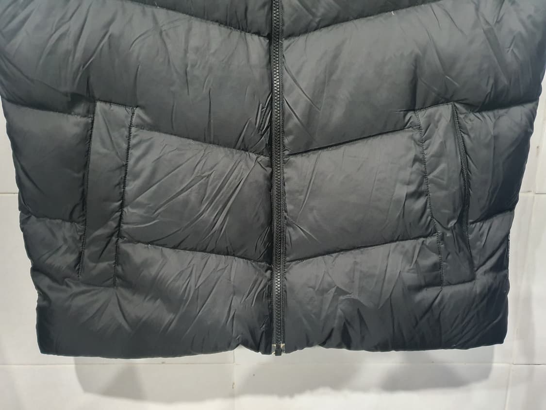 FILA 검정 고스패딩 조끼 상품이미지3