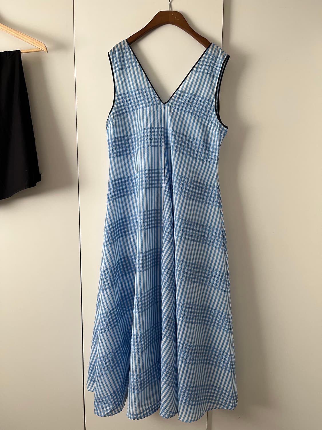 GANNI 시어서커 체크 맥시 드레스 상품이미지1