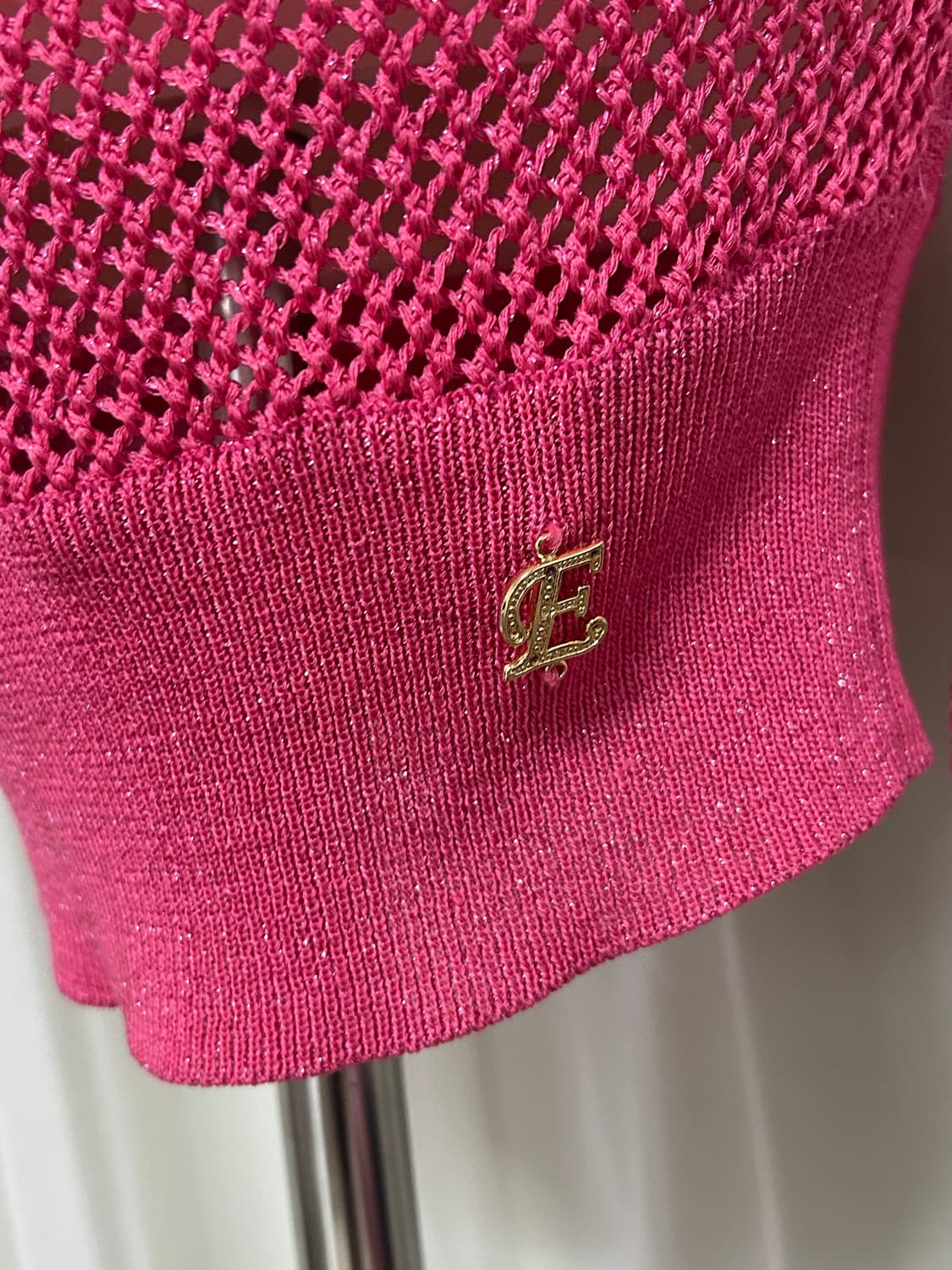 에고이스트 딥핑크 드레이프 그물 니트 상품이미지3