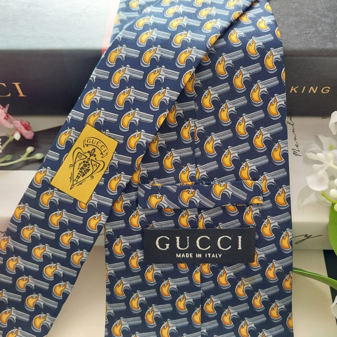 GUCCI 구찌 실크 네이비 권총 모티브 넥타이 9.5cm A+등급 K1 상품이미지6