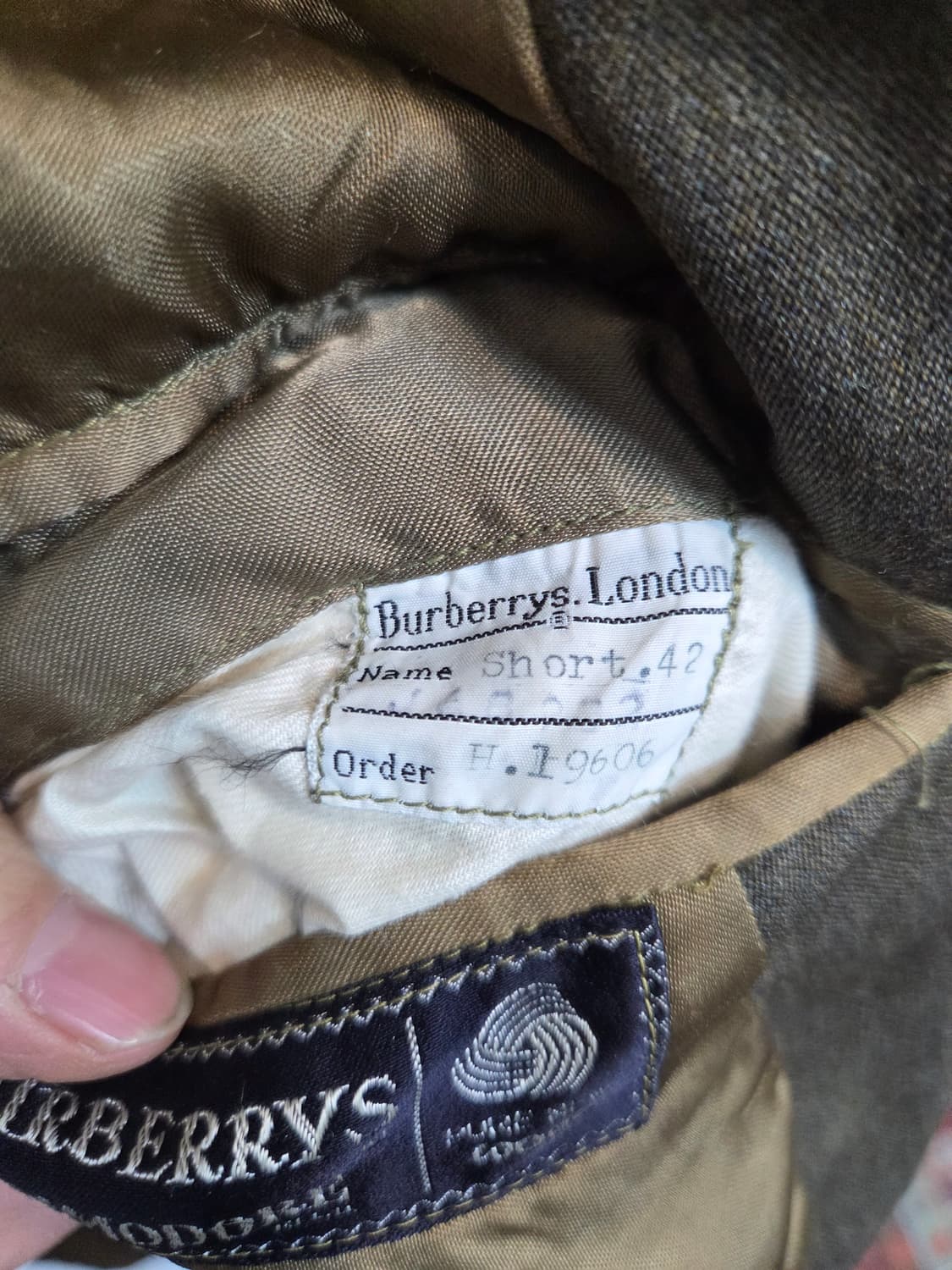 버버리 올드스쿨 싱글코트 남성 대락 95 오버핏  상품이미지5