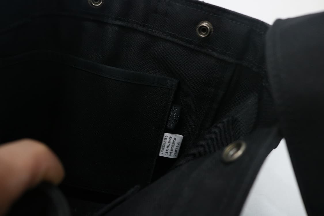 포터 캔버스 숄더 크로스백 (Black) 상품이미지9