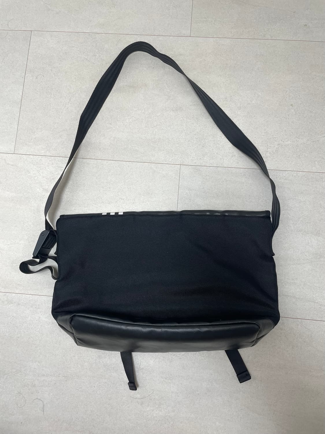 아디다스 메신저백 상품이미지2