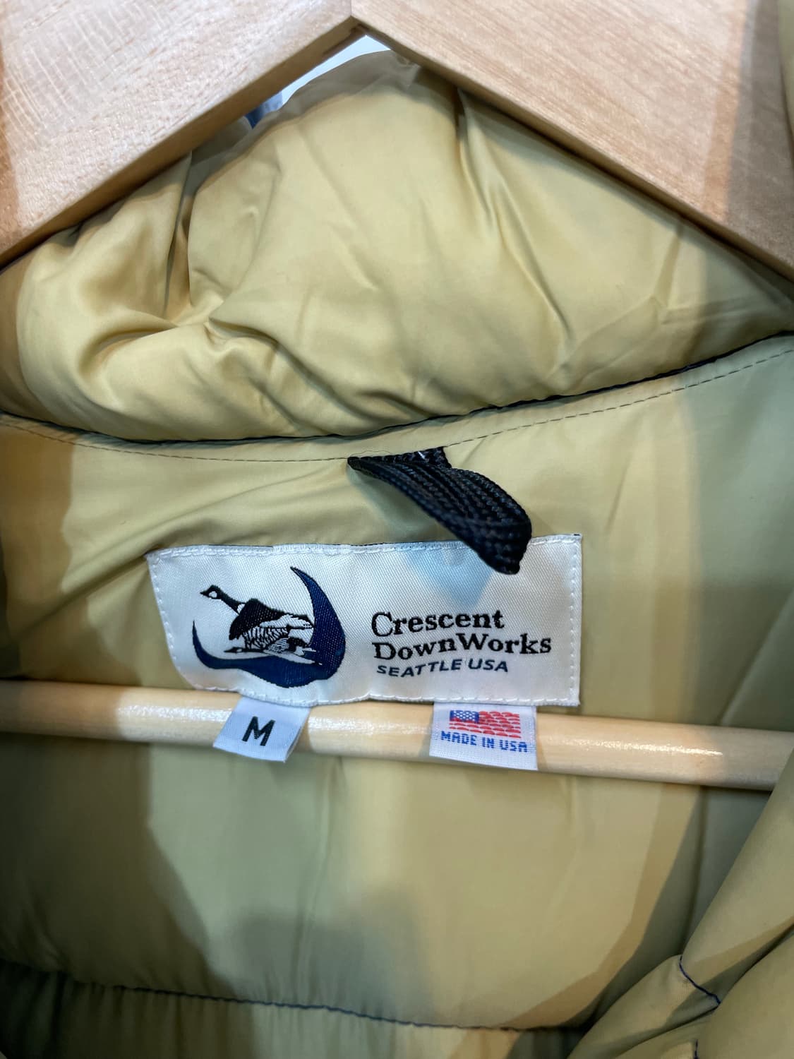 크레센트다운웍스 패딩 M 상품이미지4