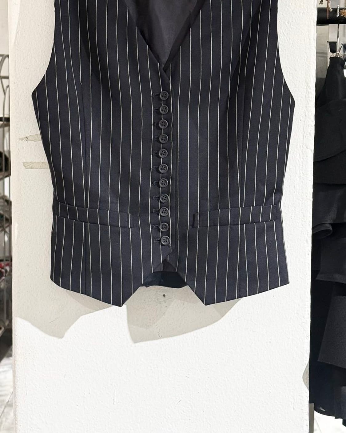 모스키노 칩앤시크 네이비 스트라이프 라나버진울 베스트 상품이미지3