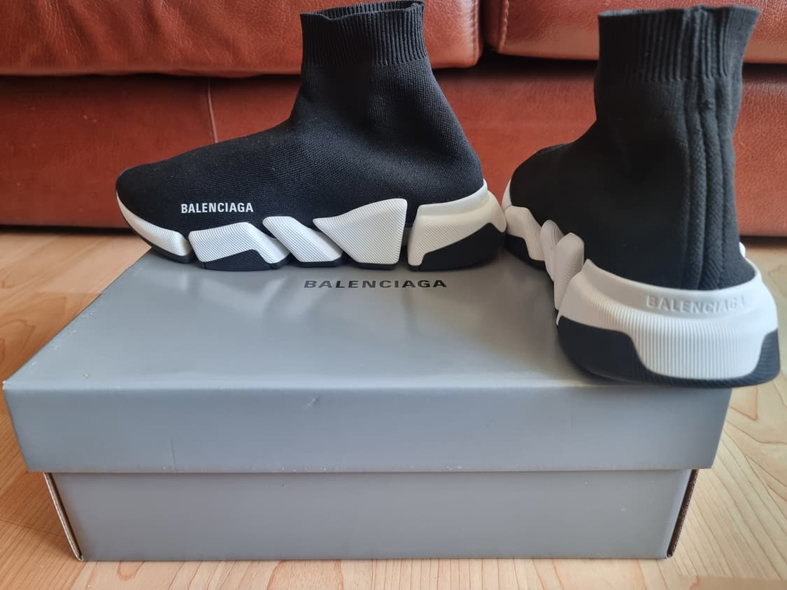 발렌시아가 스피드러너 2.0 오레오 40사이즈 상품이미지4