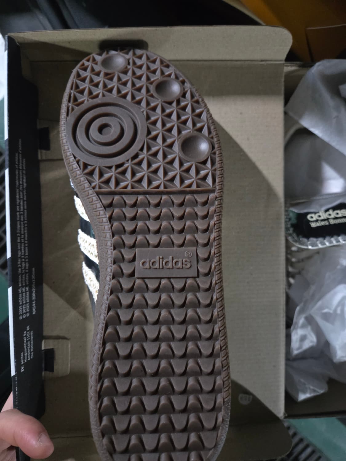 아디다스 x 웨일스 보너 삼바 실버 메탈릭260 상품이미지3