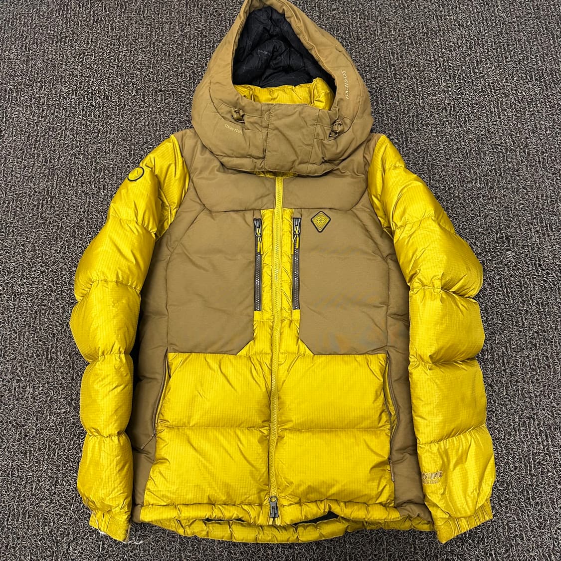 코오롱 스포츠 구스다운 여성 패딩 옐로우 90(S) 상품이미지1