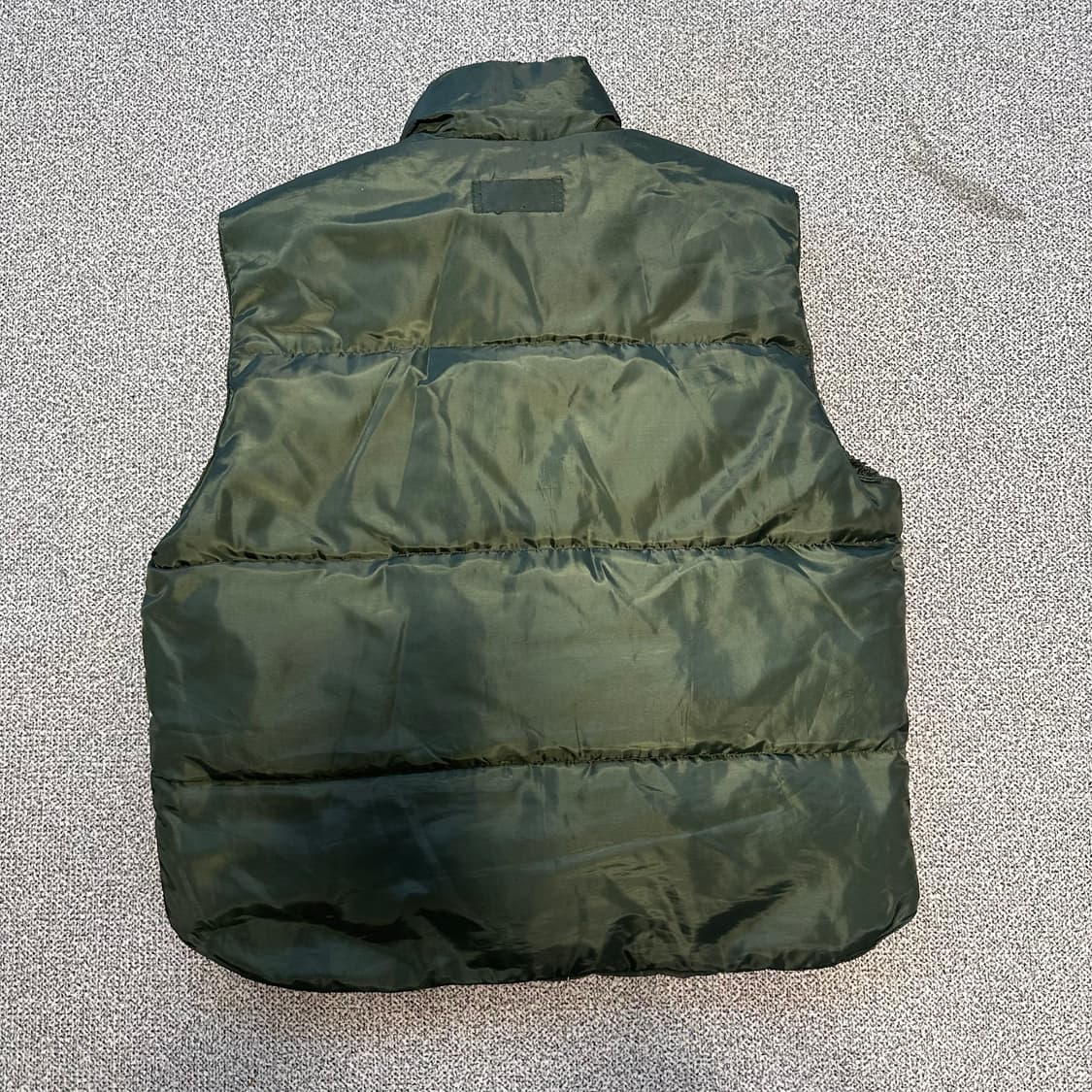 플레이보 카키 패딩조끼 상품이미지3