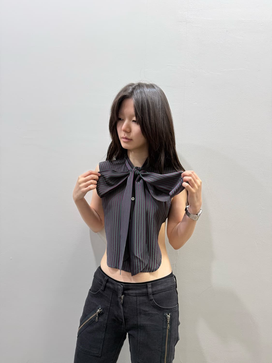 언더커버 수 언더커버 넥 스트랩 디테일 백 오픈 탑 상품이미지6