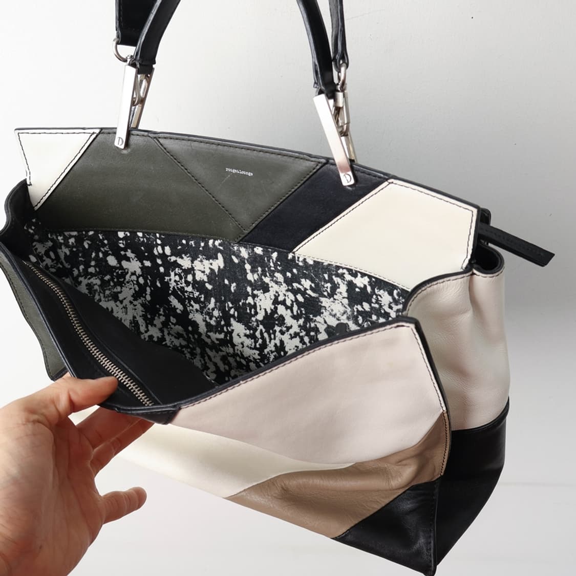 루지앤라운지 가죽 숄더 토트백 상품이미지7