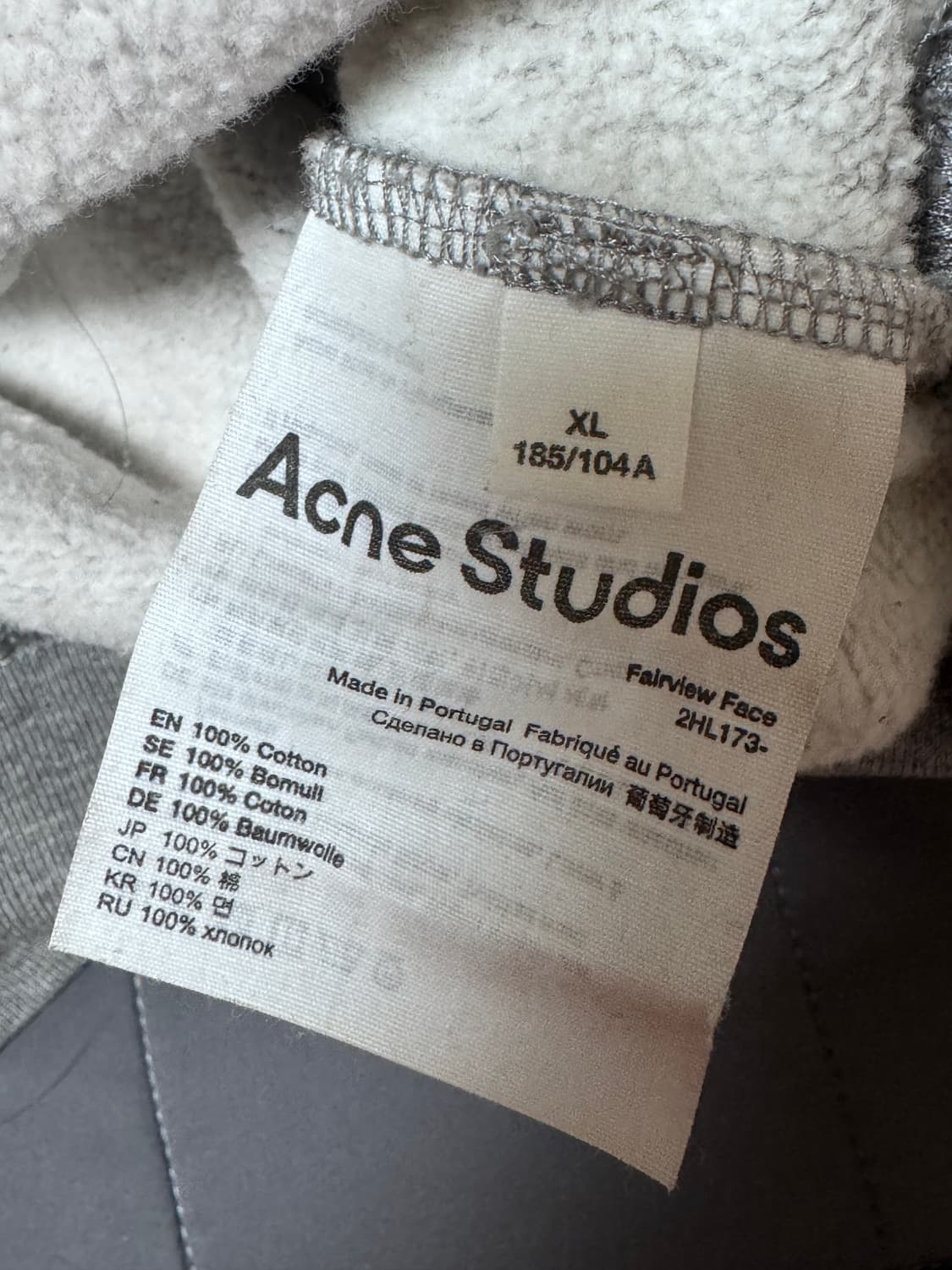 아크네 페어뷰 맨투맨 XL 회색 상품이미지3