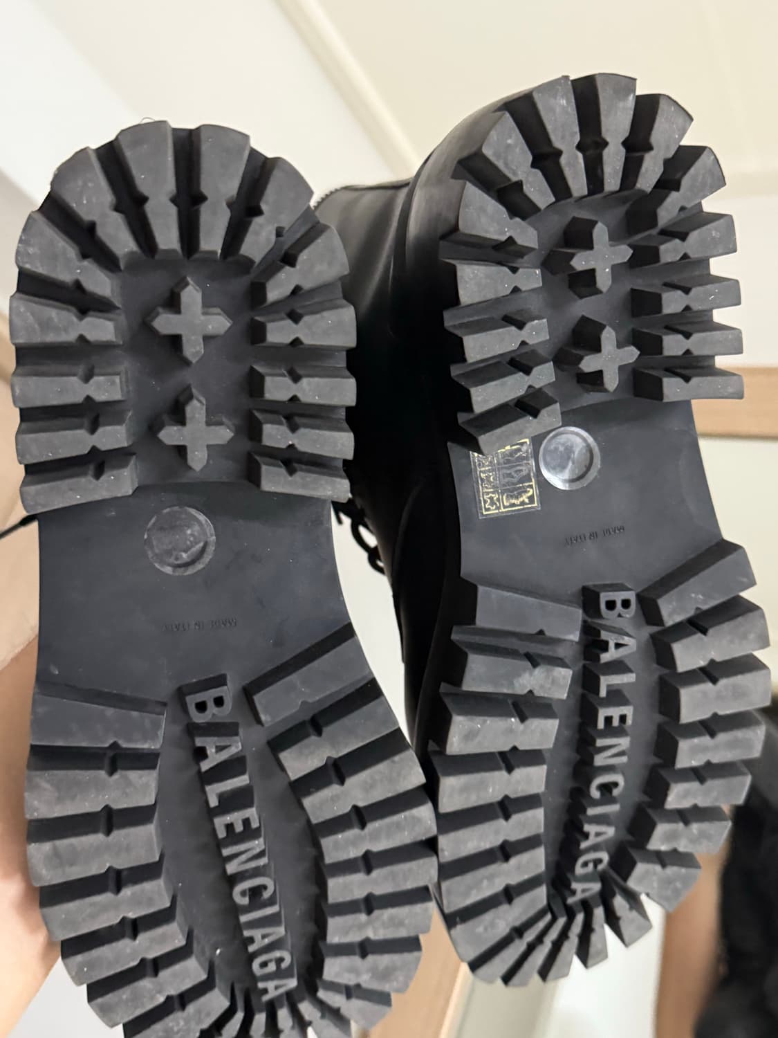 발렌시아가 마스터 스트라이크 부츠 41sz 컴뱃 상품이미지5