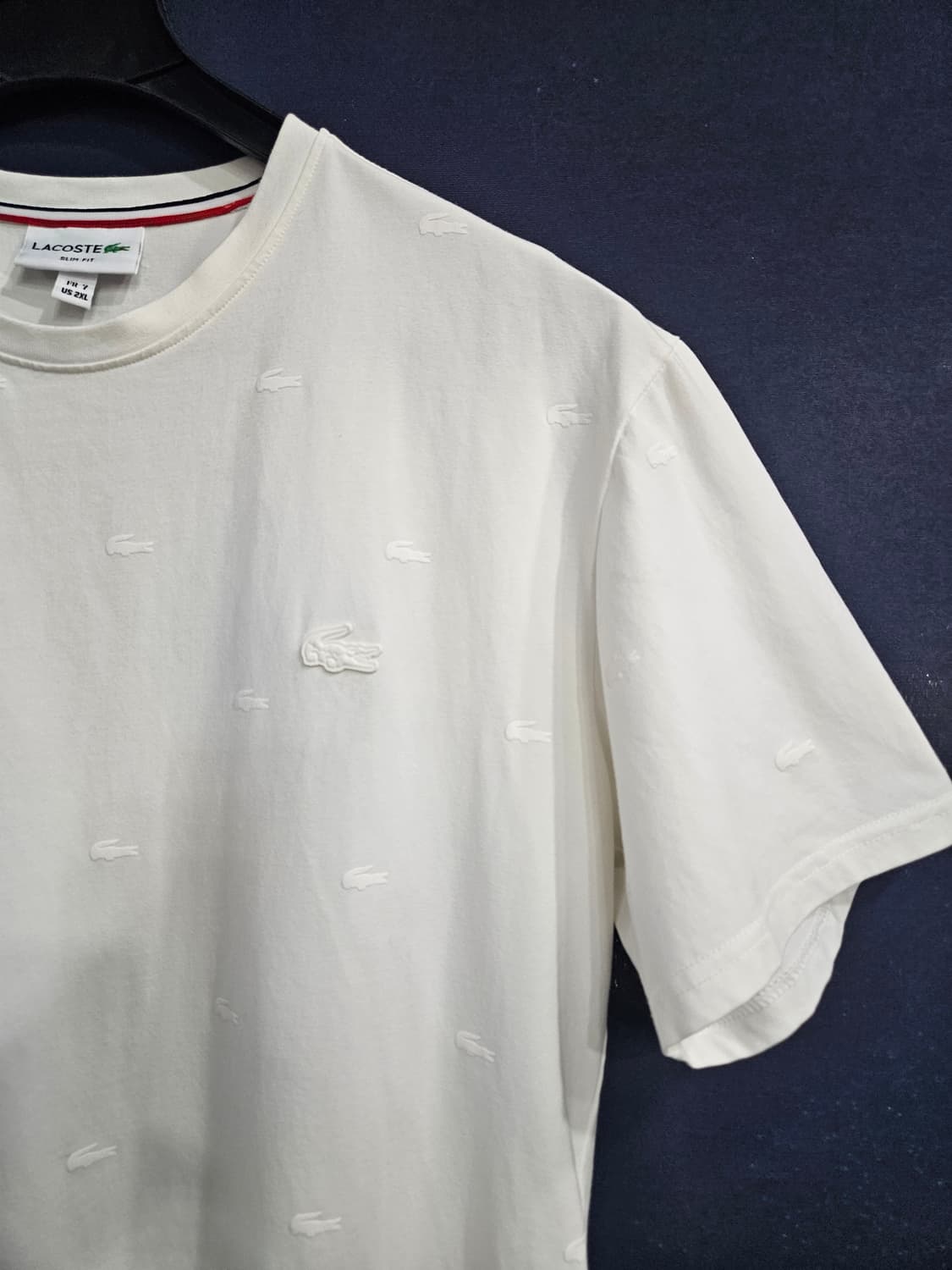라코스테 스포츠 로고패턴 화이트 남성 110 반팔티  상품이미지4
