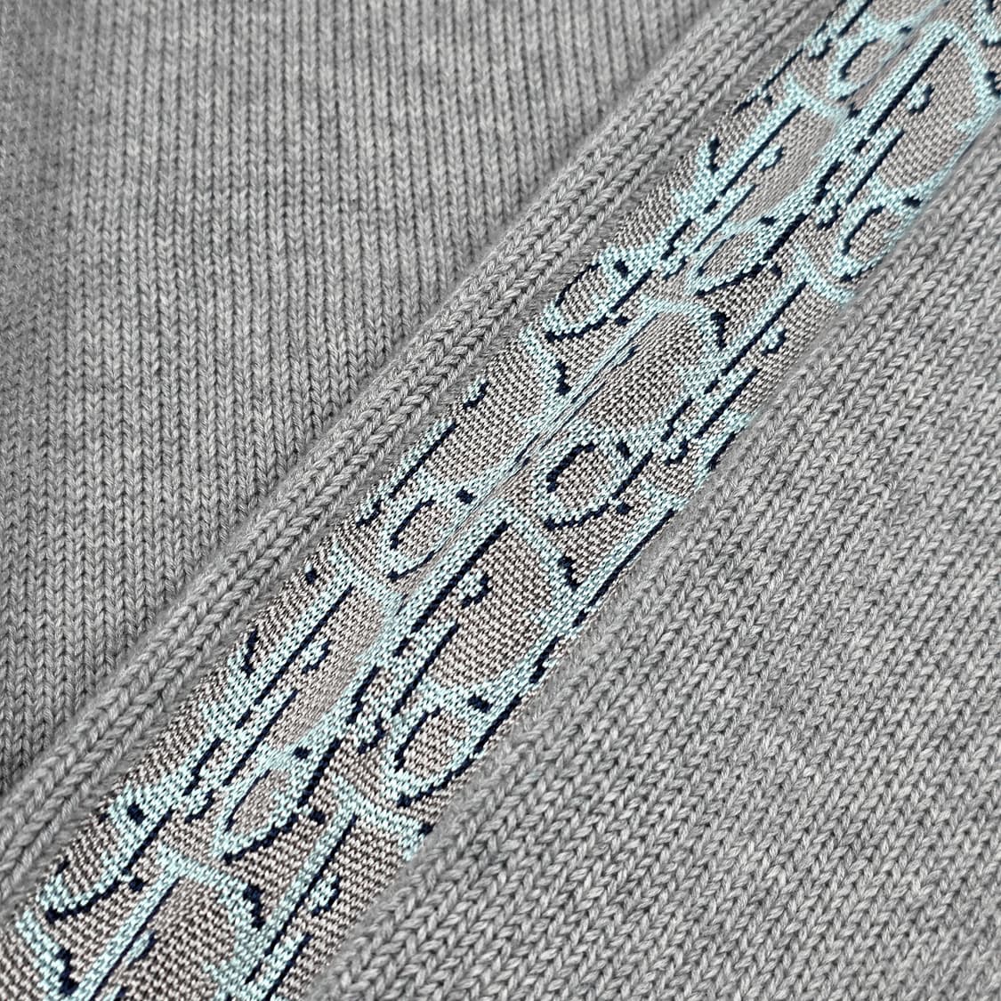 디올 오블리크 인서트 니트 그레이 상품이미지3