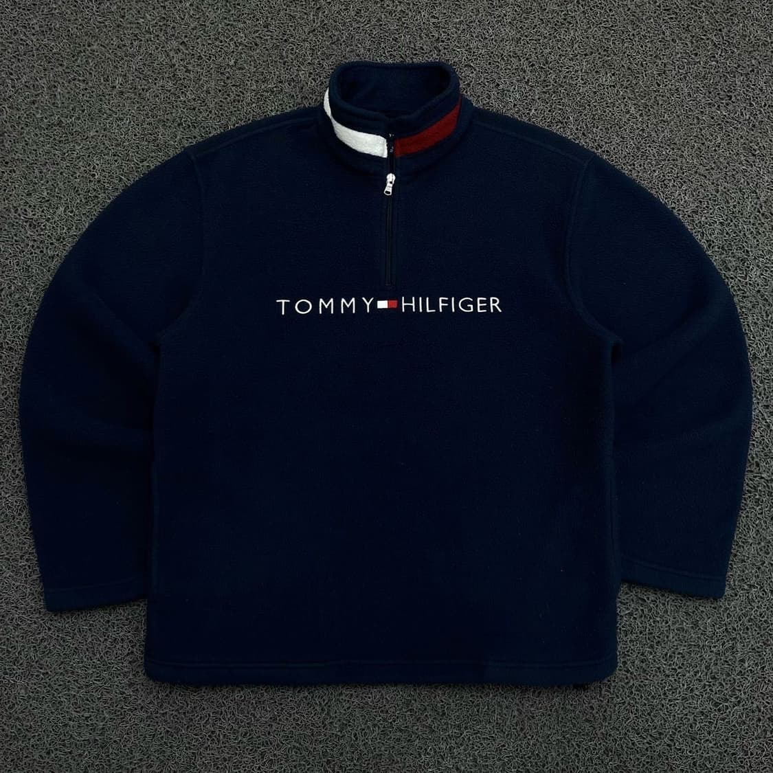 Tommy Hilfiger 90,s 스팰아웃 자수 플리 상품이미지1