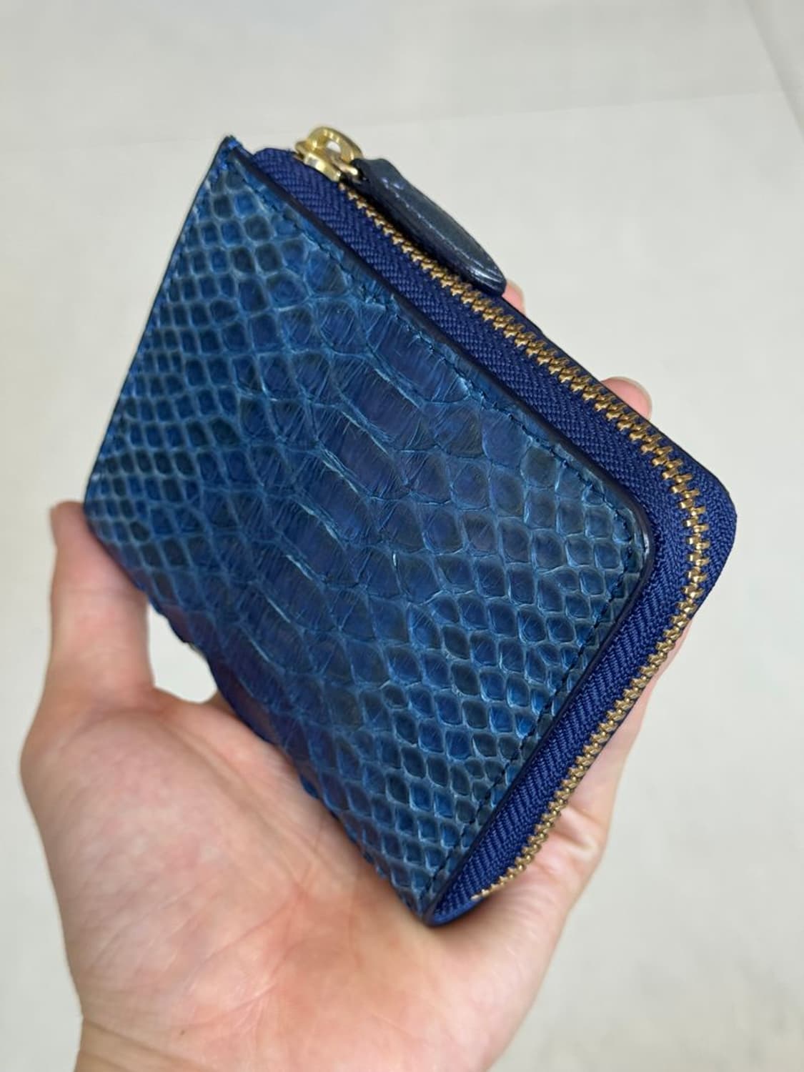 PYTHON LEATHER 컴팩트한 파이썬 가죽 지갑 상품이미지1