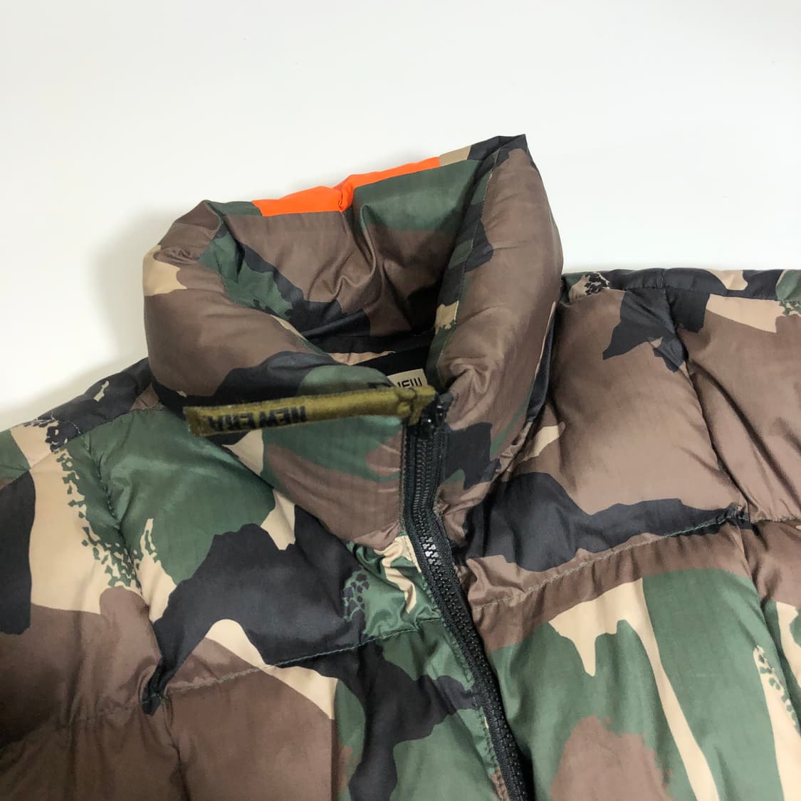 뉴에라 카모 패딩 m  상품이미지2