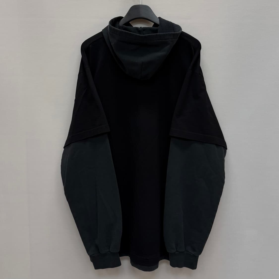 발렌시아가 슬라임 로고 더블 레이어드 슬리브 후드티 ( 110 ) 상품이미지4