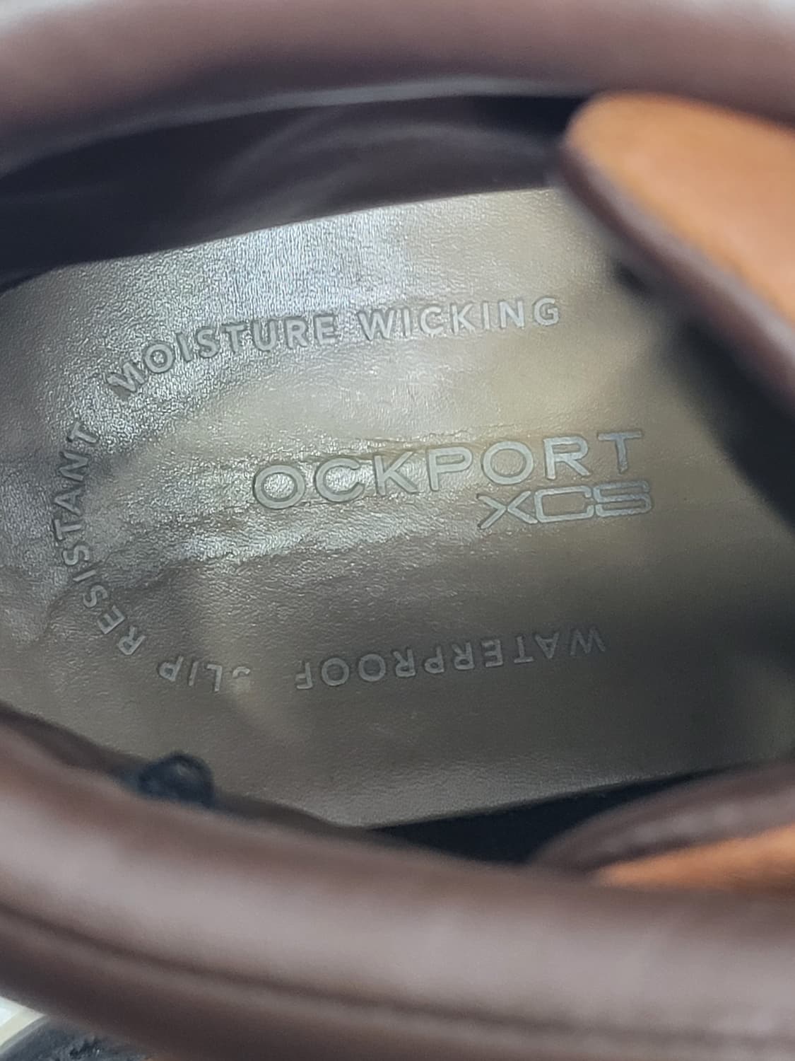 락포트 빌더스 워터프루프 목토 부츠 V82575 / 남 260 브라운
 상품이미지9