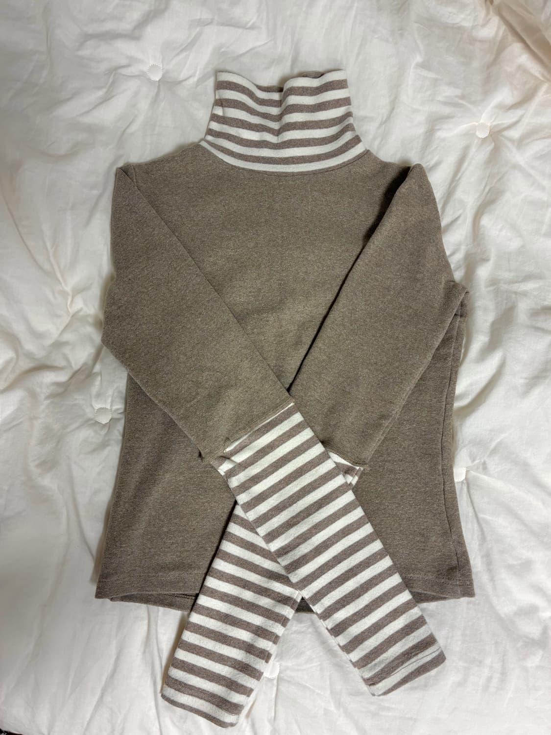 텐스댄스 파히섬 스트라이프 믹스 터틀넥 베이지(단종) 상품이미지2