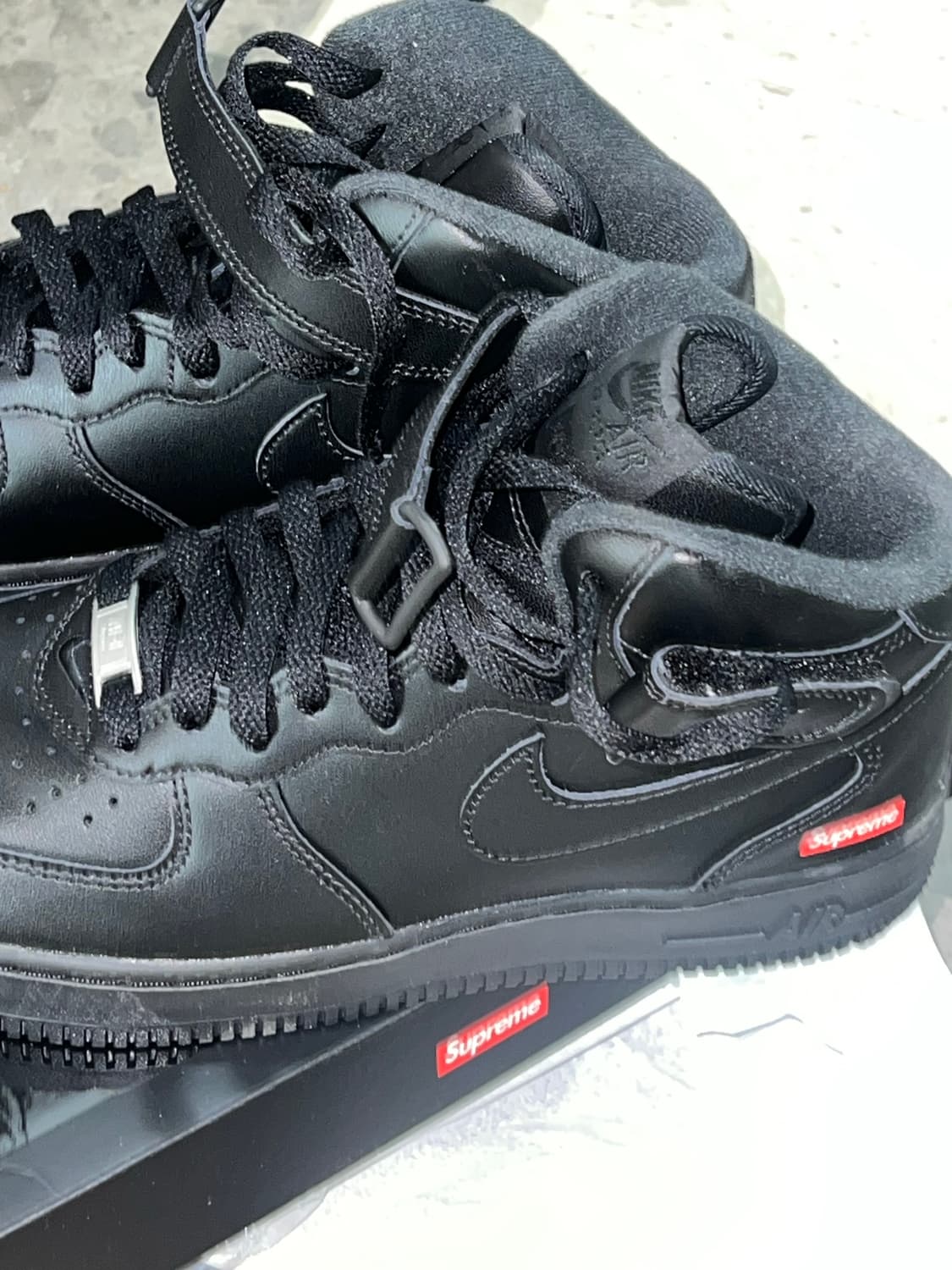 나이키 슈프림 에어포스 미드 블랙 245 상품이미지2