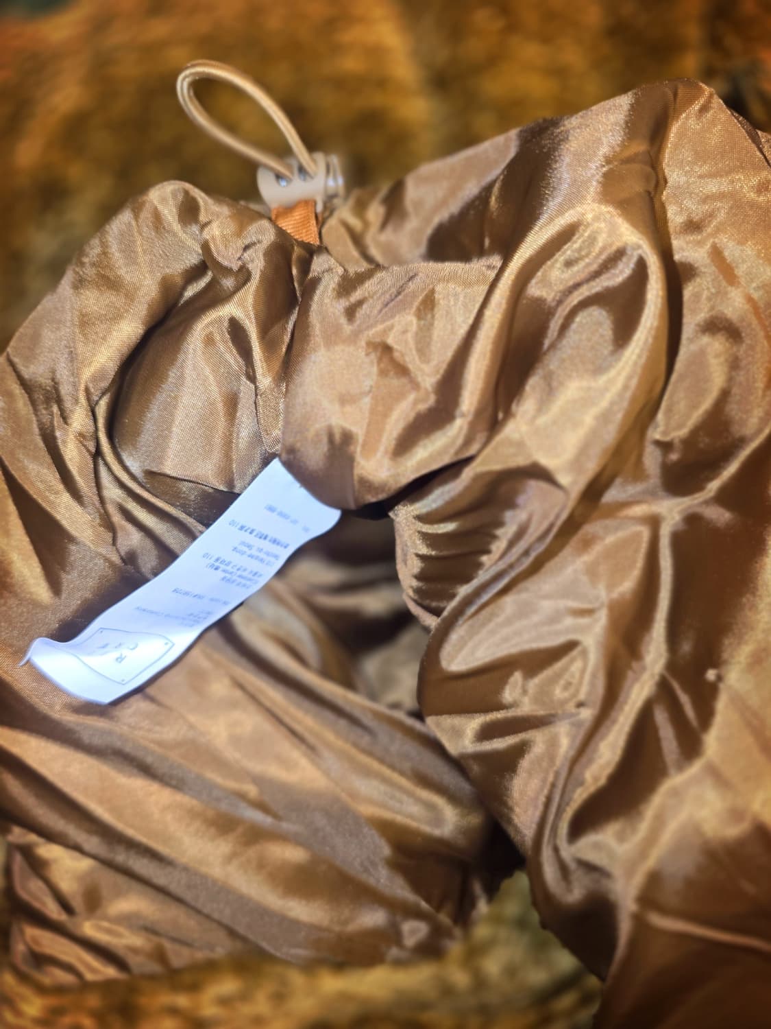 로맨틱크라운(ROMANTIC CROWN) 니트 벨벳 다운 패딩 상품이미지5