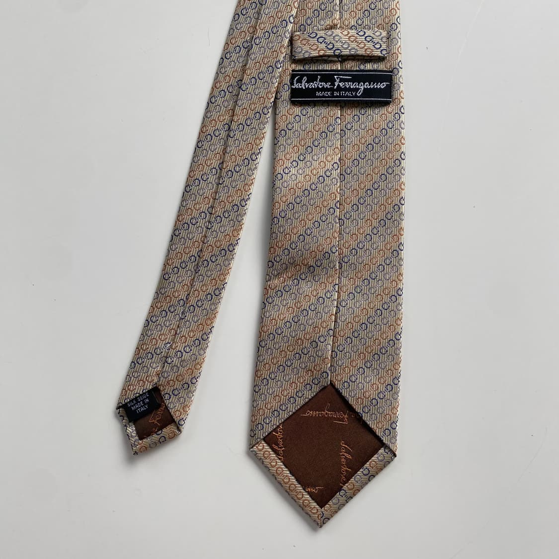 페레가모(Ferragamo) 모노그램 넥타이 정품명품 7.8cm 상품이미지3