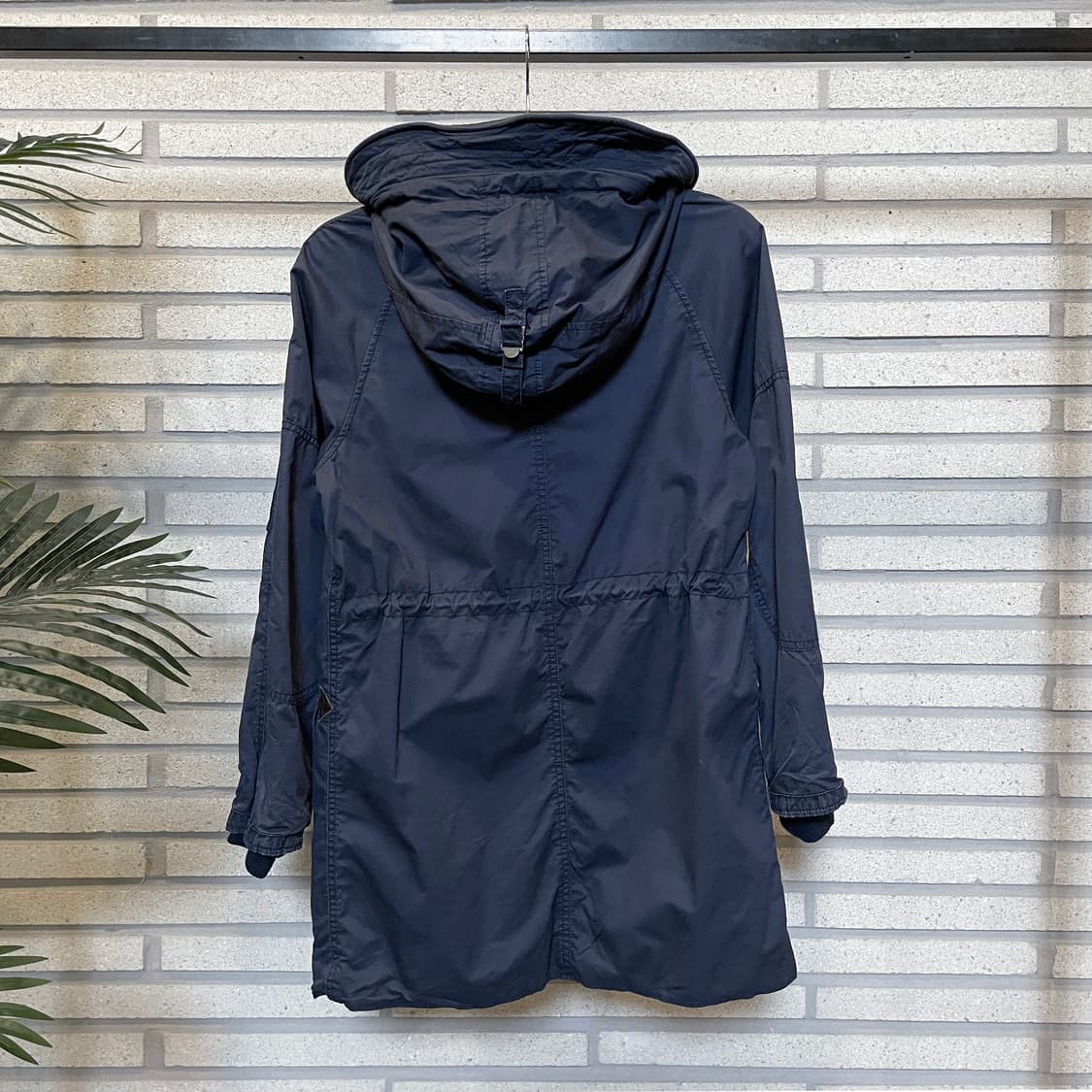 KR VINTAGE 후드 필드 자켓 허리 스트링 4포켓 디테일 네이비 상품이미지3