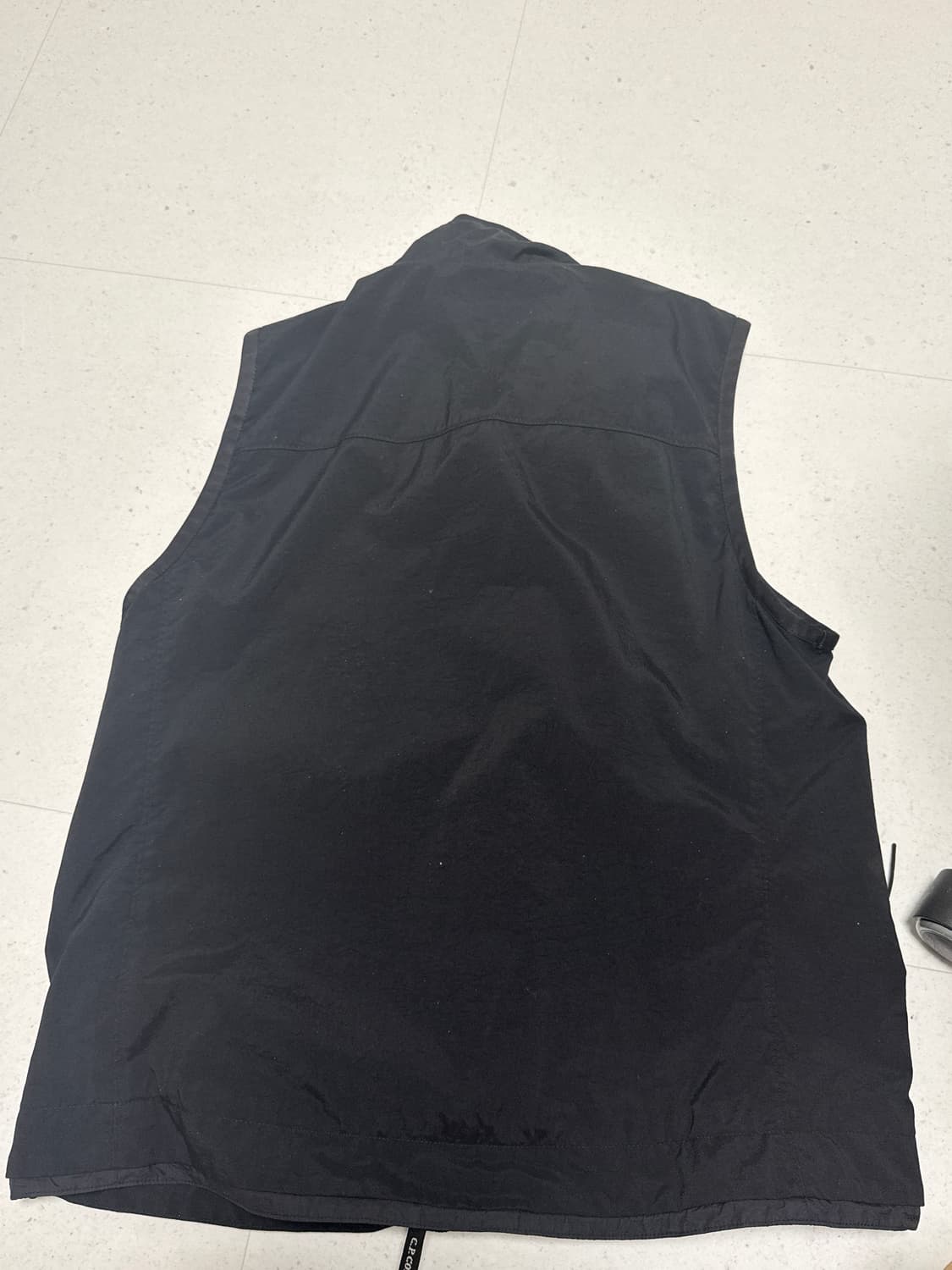 C.P컴퍼니 나일론 조끼 팔아요 상품이미지2