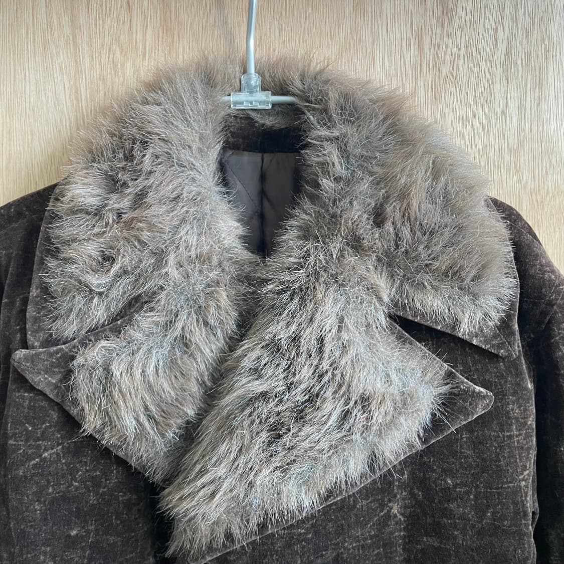 토네이도마트 벨루어 퍼 트리밍 코트 상품이미지6