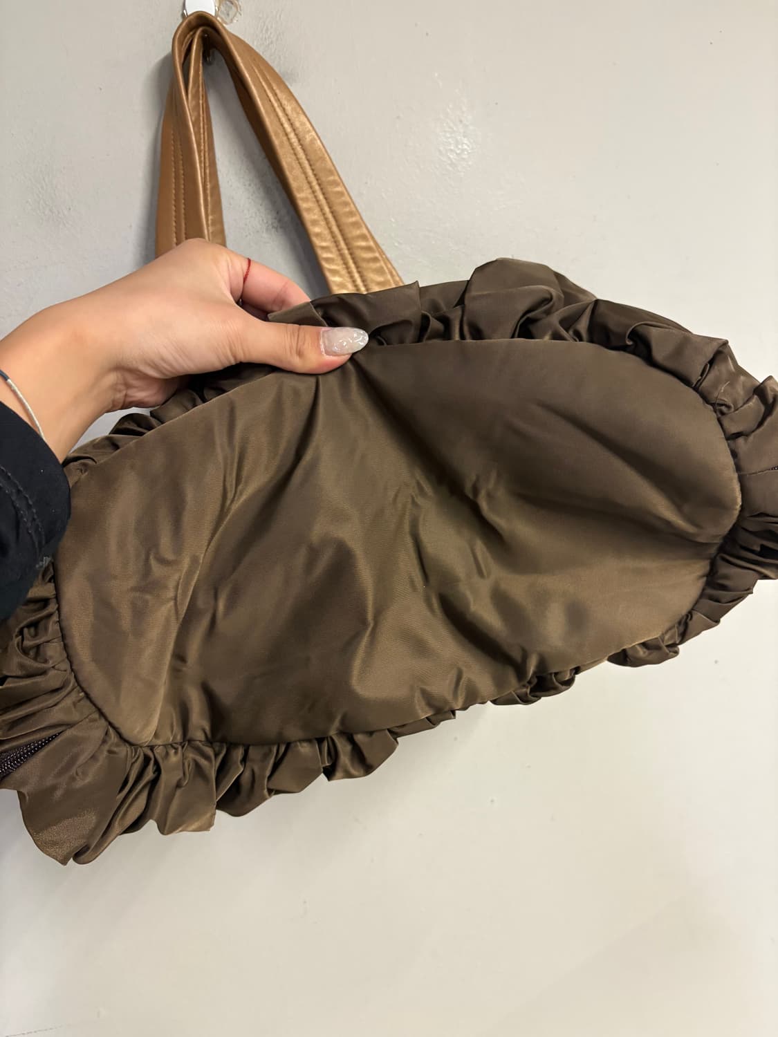 Y‘SACCS pleats ballon tote bag brown  상품이미지7