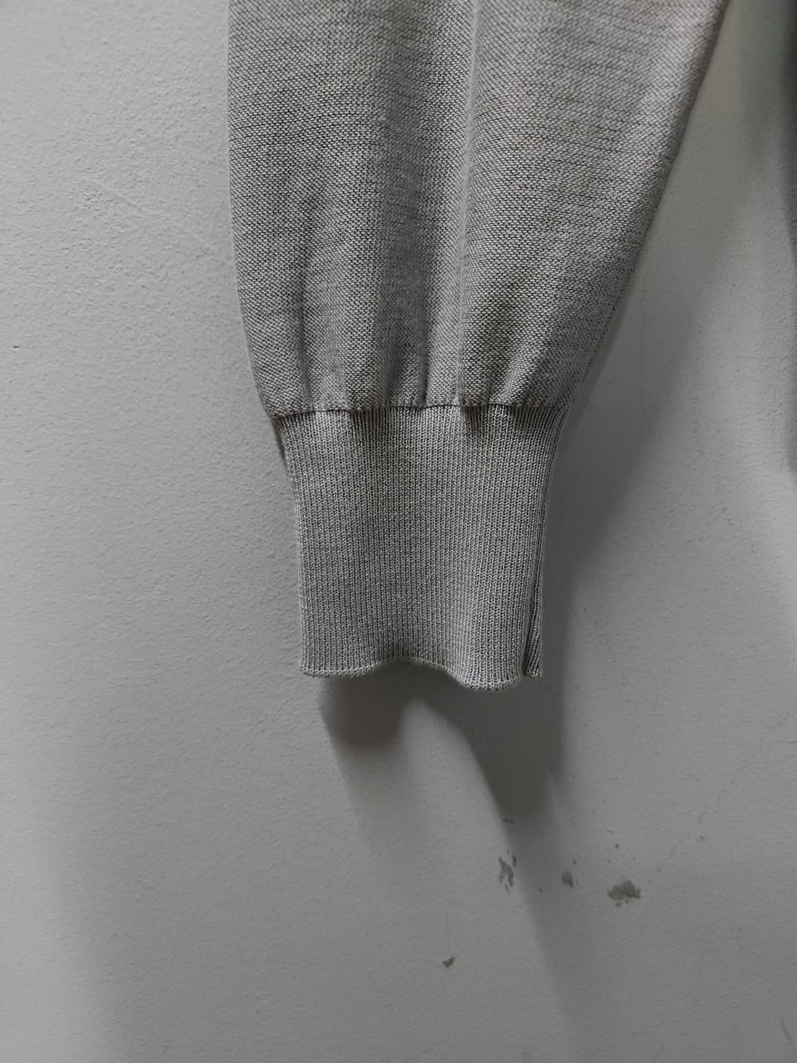 메종 마르지엘라 투톤 배색 니트 상품이미지6