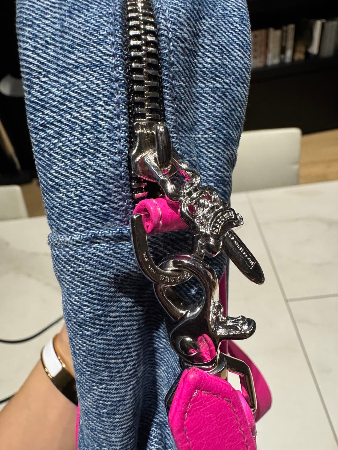 크롬하츠 VIP 멀티 레더패치 데님 타카백 새상품급 상품이미지3