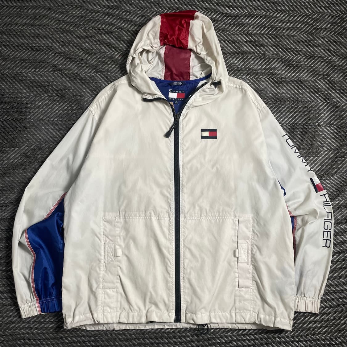 00s 타미힐피거 스펠아웃 빅로고 바람막이o 4758 상품이미지1