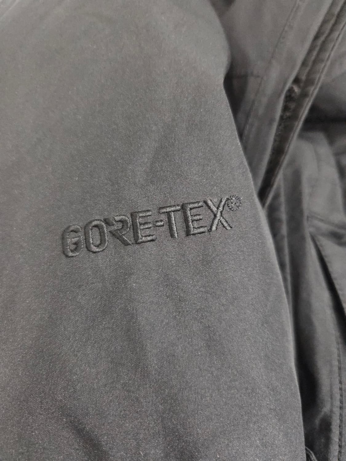 블랙야크 고어텍스 구스다운 블랙 패딩 자켓_95 상품이미지8