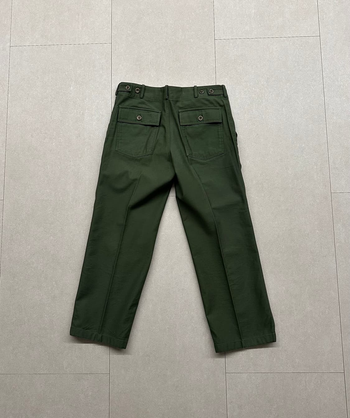 [2] 더패브릭 백사틴 퍼티그팬츠 올리브 그린 상품이미지8