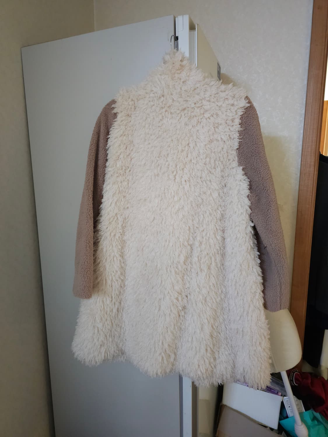 새상품)아이보리/베이지 뽀글이 털 코트 상품이미지5