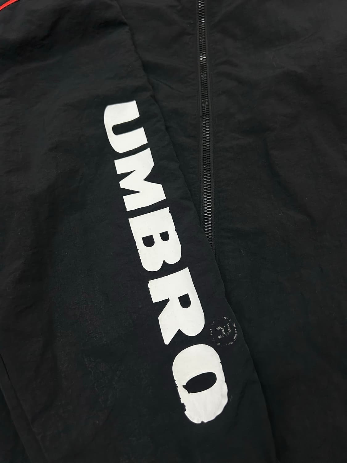 [L]엄브로 사이드라인 바람막이/블랙/까짐 상품이미지5