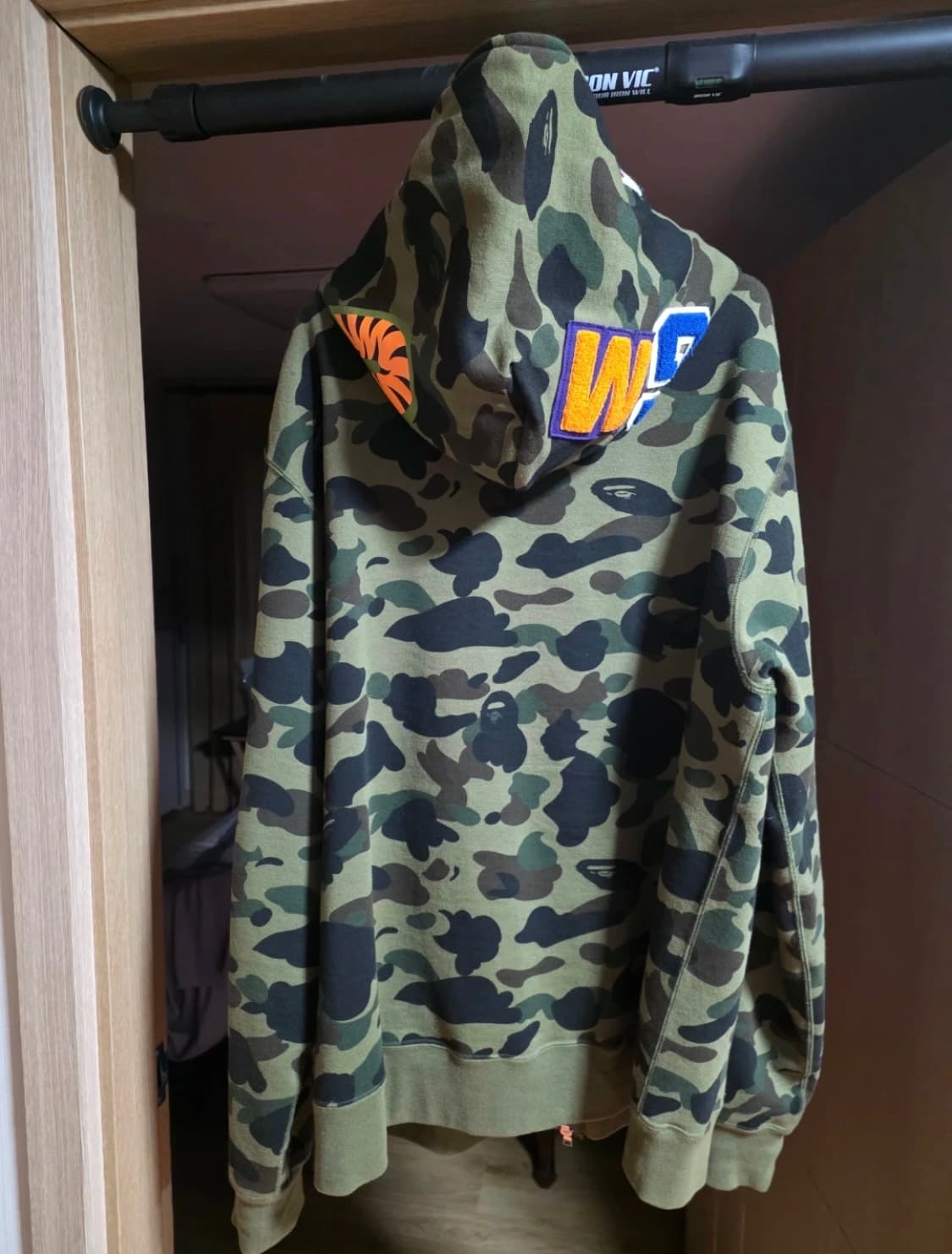 100%정품 베이프 샤크 후드집업 녹계 2XL 상품이미지2