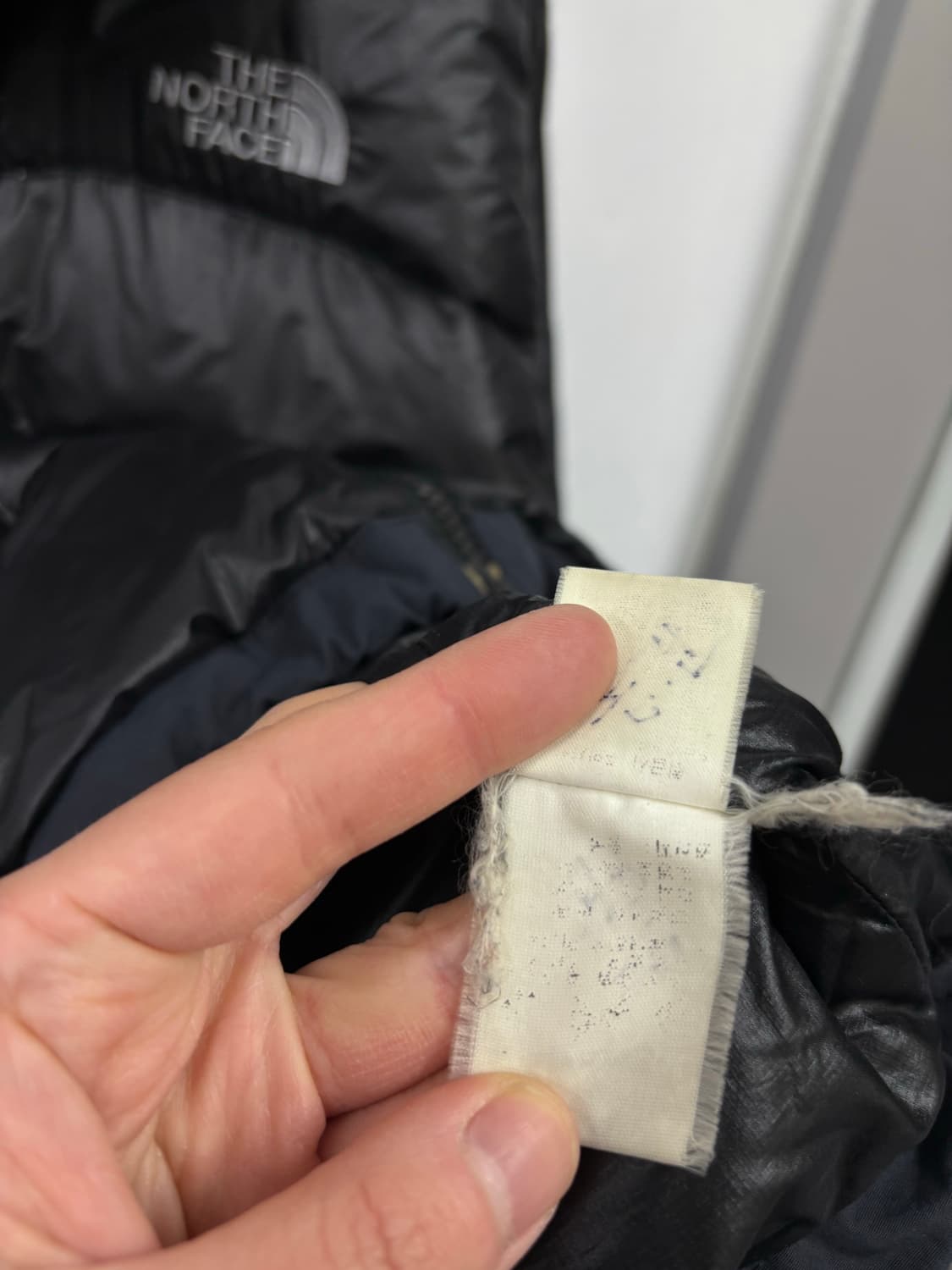 노스페이스 써밋 유광 경량패딩 상품이미지7