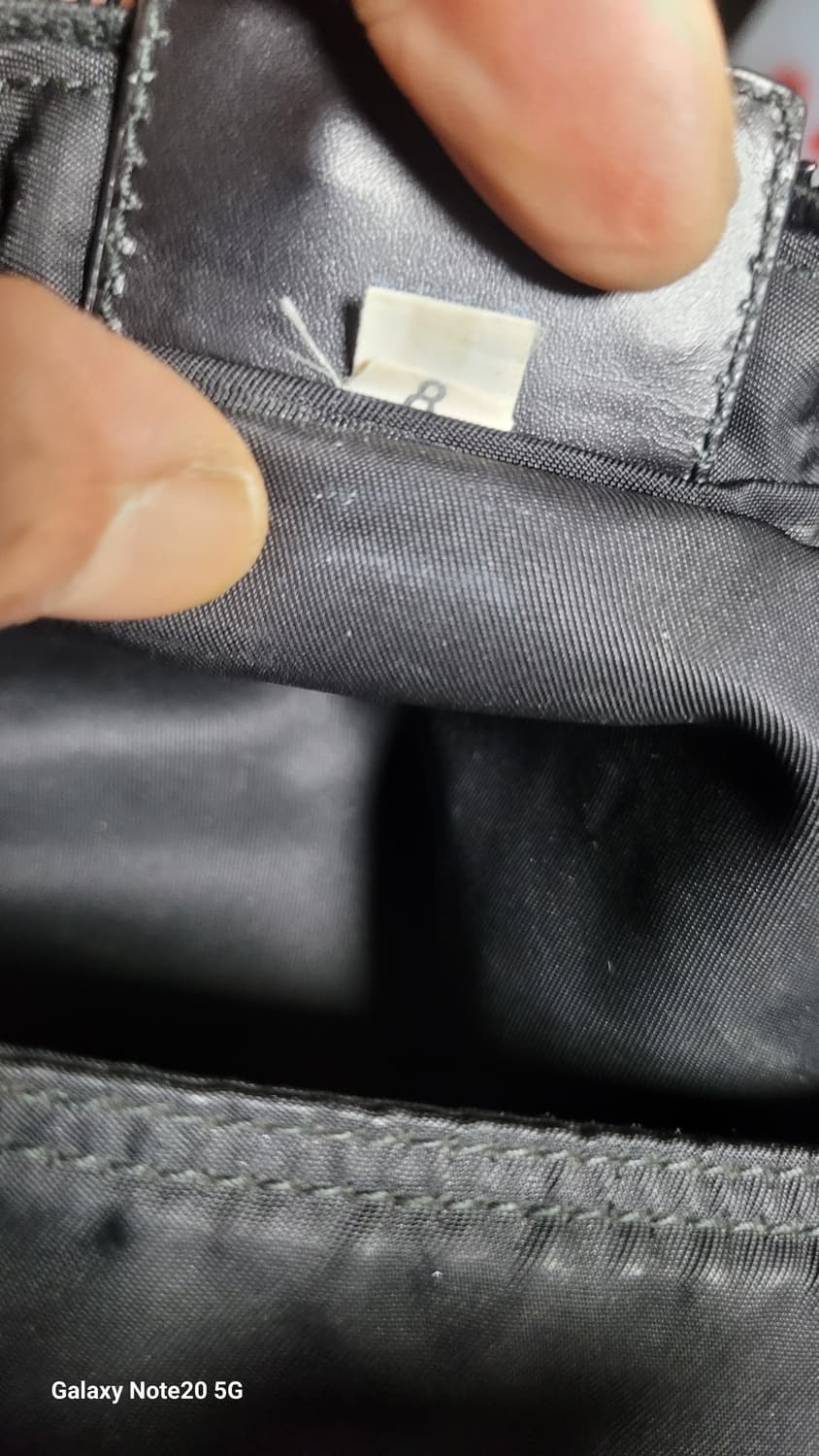 프라다 리나일론 크로스백 상품이미지8